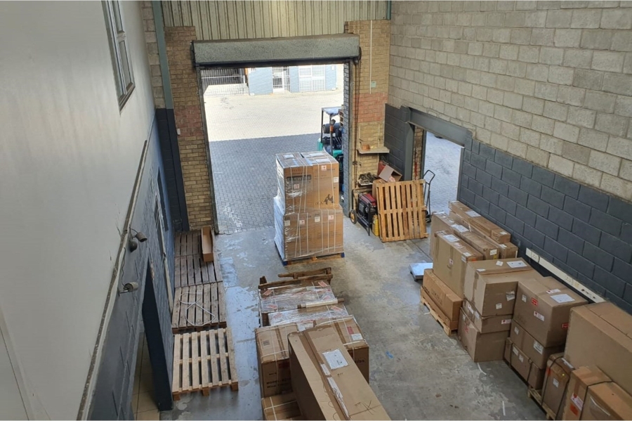 To Let commercial Property for Rent in Walmer Eastern Cape